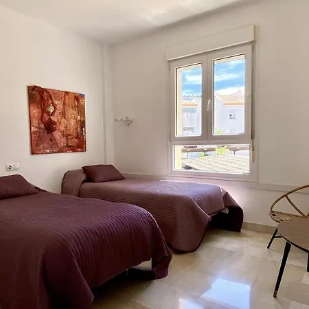 Tuhome Los Iris Malaga Exterior photo
